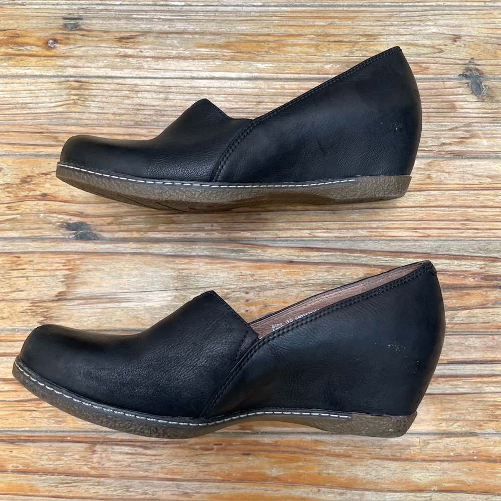 Dansko Liliana Black Wedge Loafer Size EUR 35 US 5 - Picture 8 of 16
